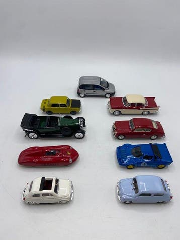Solido 1:43 - Modelauto (9) - De Europese auto-iconen –, Nieuw