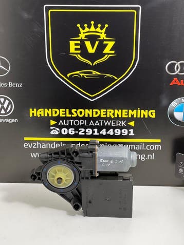 VW Golf VI Raammotor links voor bj.2011 art. 5K0959701B, Gebruikt, Volkswagen