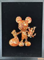 Brother X (XX) - sculptuur, Framed Money and Fashion Mickey