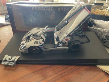 Autoart 1:18 - Modelauto - Porsche 917K Martini Racing, Nieuw