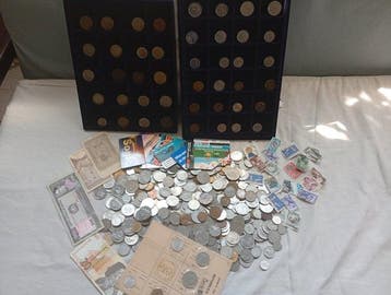 Wereld. lotto da 1032 monete Regno- Repubblica Mondiali