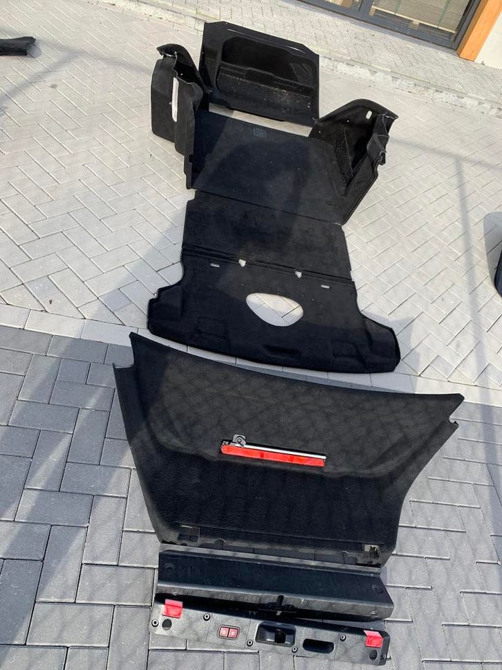Mercedes W221 S400 kofferbak kofferruimte bekleding set, Auto-onderdelen, Interieur en Bekleding, Gebruikt, Mercedes-Benz