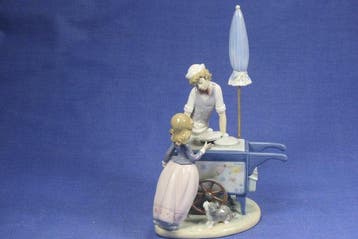 Lladró - Figuur - Ijscokar met parasol - Porselein