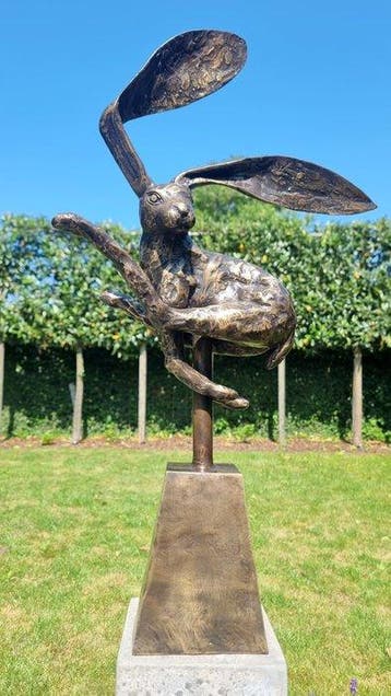 sculptuur, Leaping hare - 65 cm - Brons