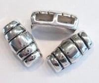 2 x  Antiek zilveren kunststof verdeler met 2 gaten 18 mm, Ophalen of Verzenden, Nieuw, Tussenstuk of Tussenkraal