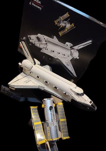Lego Set - 10283 - NASA/ESA - 10283 NASA Space Shuttle, Nieuw