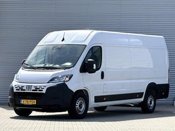 Fiat Ducato 35H 140PK L4H2 Airco|Camera|Cruise NIEUW MODEL!, Stof, Gebruikt, Euro 6, Wit