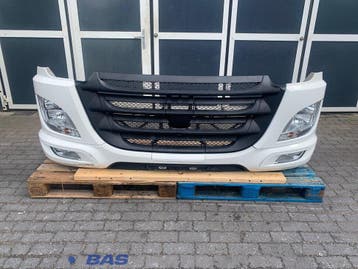 Bumper DAF CF Euro 6 1829799, Ophalen, Gebruikt, DAF, Carrosserie en Plaatwerk