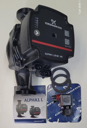 Grundfos pomp Alpha1L 25-60-180  NIEUW 99160584, Doe-het-zelf en Verbouw, Verwarming en Radiatoren, Ophalen of Verzenden, Nieuw