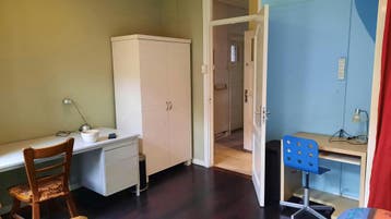 Kamer te huur in Vlaardingen - 16 m² - 1 kamer(s), Overige regio's