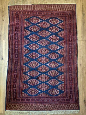 Fijn Bukhara oriëntaals tapijt met klassieke, Nieuw