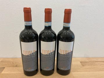 2017 Elena Fucci, Titolo - Basilicata - 3 Flessen (0.75, Nieuw