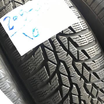 2 x Nokian WR 205-60-16 Winterbanden 6,5mm, Auto-onderdelen, Banden en Velgen, Gebruikt, 16 inch, Band(en), Personenwagen