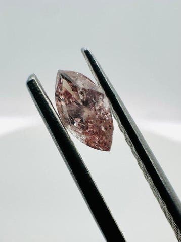 1 pcs Diamant (Natuurlijk gekleurd) - 0.35 ct - Markies -, Sieraden, Tassen en Uiterlijk, Edelstenen, Nieuw