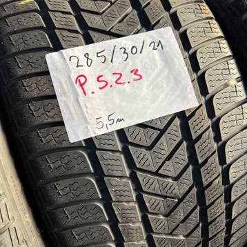 2 x Pirelli 285-30-21 Winterbanden 5,5mm, Gebruikt, 285 mm, Band(en), Personenwagen