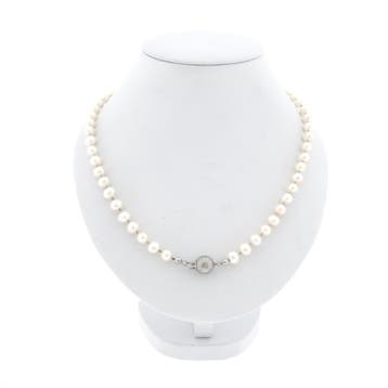 Parel collier met witgouden slot (Ketting), Gebruikt, Ophalen of Verzenden, Met edelsteen, Goud