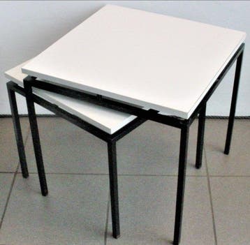 Set bijzettafels - hout, formica, metaal - Twee bijzettafels