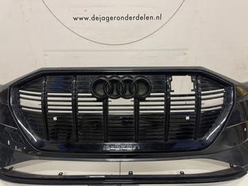 AUDI E-TRON VOORBUMPER BUMPER 4KE807437, Ophalen, Gebruikt, Voor, Audi