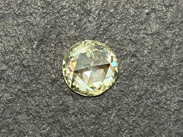 Diamant - 0.77 natuurlijke geslepen diamant, Sieraden, Tassen en Uiterlijk, Edelstenen, Nieuw