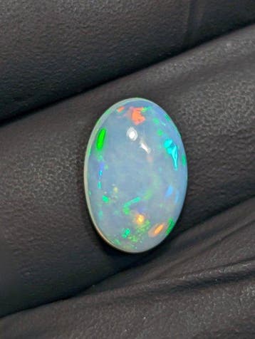 2,75 ct - Prachtige natuurlijke kostbare Welo Opal, met een