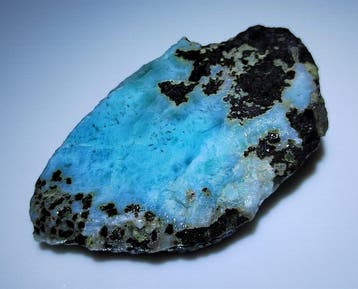 Larimar ruwe steen van hoge kwaliteit AAA- 45 g