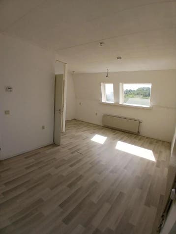 Te huur: Studio Burg.Savelberglaan in Kerkrade, Huizen en Kamers, Kerkrade, Limburg