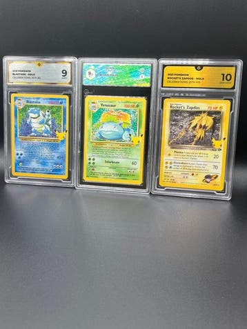 Pokémon - 3 Graded card - Blastoise, Venusaur, Rockets, Nieuw