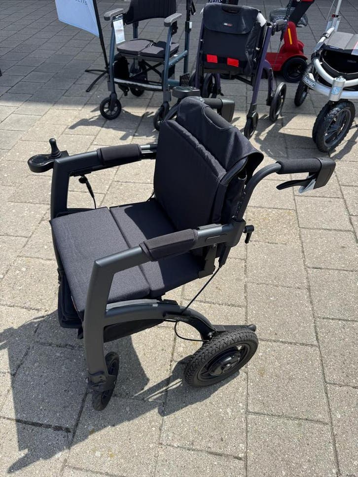 Rolstoel electrisch Rollz Electric rolstoel  / rollator +, Diversen, Rolstoelen, Elektrische rolstoel, Zo goed als nieuw, Inklapbaar