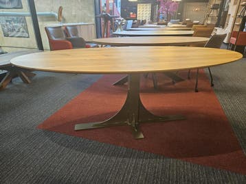 Nieuwste ontwerp Frjemd van Feico Westra bekend van YouTube, 100 tot 150 cm, Vijf personen of meer, Eikenhout, Nieuw