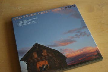 Neil Young - Barn - Deluxe limted numbered edition, Nieuw in verpakking