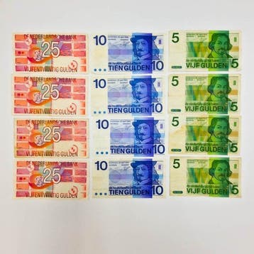 Nederland. - 12 Banknotes Gulden - 1968/1989 - PL23, PL47,