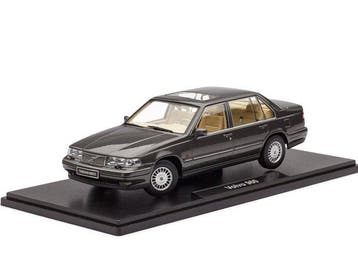 Triple 9 Collection 1:18 - Model sedan - Volvo 960, Nieuw