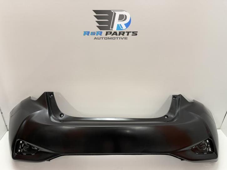 Achterbumper - Origineel - (Toyota Yaris P13) - Model 2..., Auto-onderdelen, Carrosserie en Plaatwerk, Nieuw, Deur, Verzenden