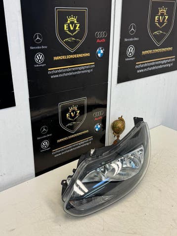 Koplamp links Ford Focus 3 bj.2014 art.BM51-13W030RA, Gebruikt, Ford