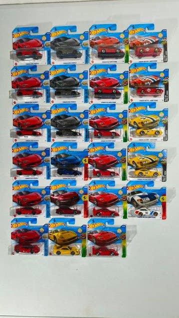 Hot Wheels, Maxi Lotto 128 modelli Treasure Hunter, Ferrari,, Nieuw