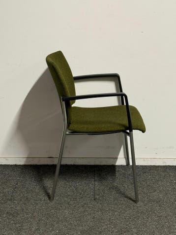 Casala Feniks - Groen - Met armleuning - 4 poots, Vergader- of Presentatieruimte, Ophalen of Verzenden, Gebruikt, Stoel