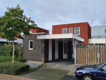 Te huur: Huis Pater Decaestraat in Landgraaf, Landgraaf, Limburg