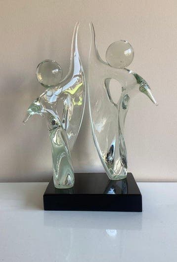 Alfredo Rossi - sculptuur, 2 Danseressen op een zwarte