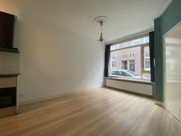 Te huur: Appartement Warmoesstraat in Groningen, Huizen en Kamers, Huizen te huur, Groningen, Groningen, Appartement