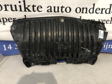 Gebruikte motorbescherming (onderplaat) voor Mercedes Benz E, Ophalen of Verzenden, Nieuw