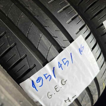 2 x Goodyear Efficientgrip 195-45-16 Zomerbanden 7mm, Gebruikt, 16 inch, Ophalen of Verzenden, Band(en)
