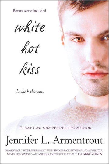 White Hot Kiss - Jennifer L. Armentrout 9780373211104, Verzenden, Gelezen, Jennifer L. Armentrout
