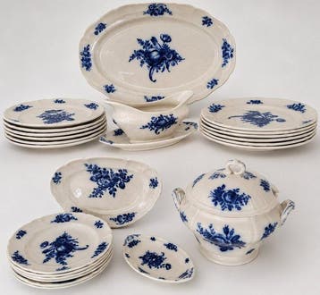Villeroy & Boch - Tafelservies (23) - Model Rose Bleue -, Antiek en Kunst