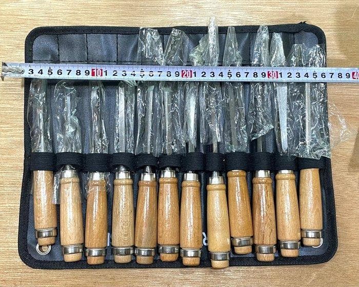 Werkgereedschap (12) - 12 Japanse beitels, Antiek en Kunst, Antiek | Wandborden en Tegels