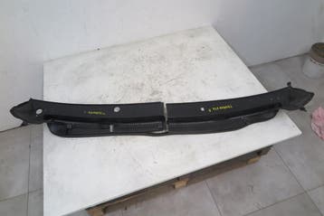 plastic onderpaneel Volkswagen Touran 5TA 5TB819403D, Auto-onderdelen, Verzenden, Gebruikt
