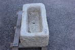 Vaas - Steen - Badkuip van steen