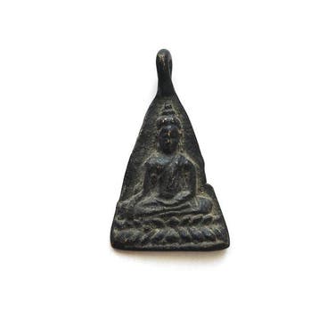 Oud-Indochinese Brons XS Zittende Boeddha op Troon Hanger