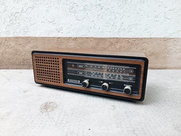 Grundig - RF45 Tabletop Solid State AM/FM Mono Radio, Nieuw