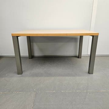 Eromes robuuste tafel - 140x90 cm, Ophalen of Verzenden, Nieuw