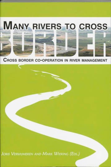 Many rivers to cross - M. Wiering 9789059722002, Verzenden, Gelezen, M. Wiering